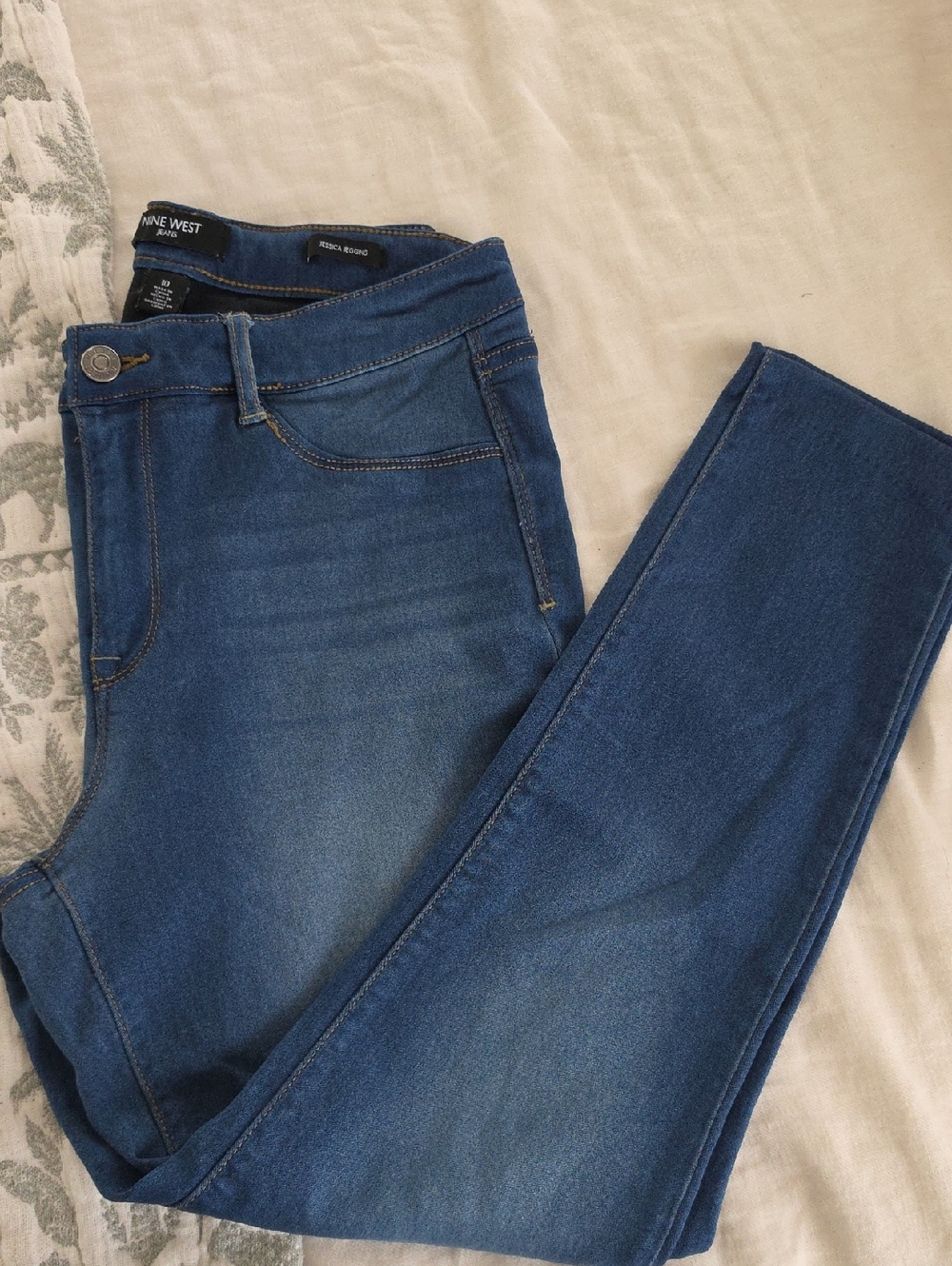 Nine West Medium Blue Skinny Super Strechy And Soft JeggingClassic Stretch Denim